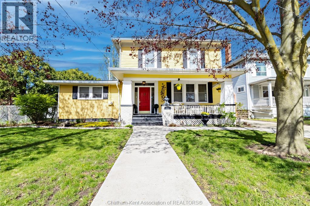 335 Wellington STREET West