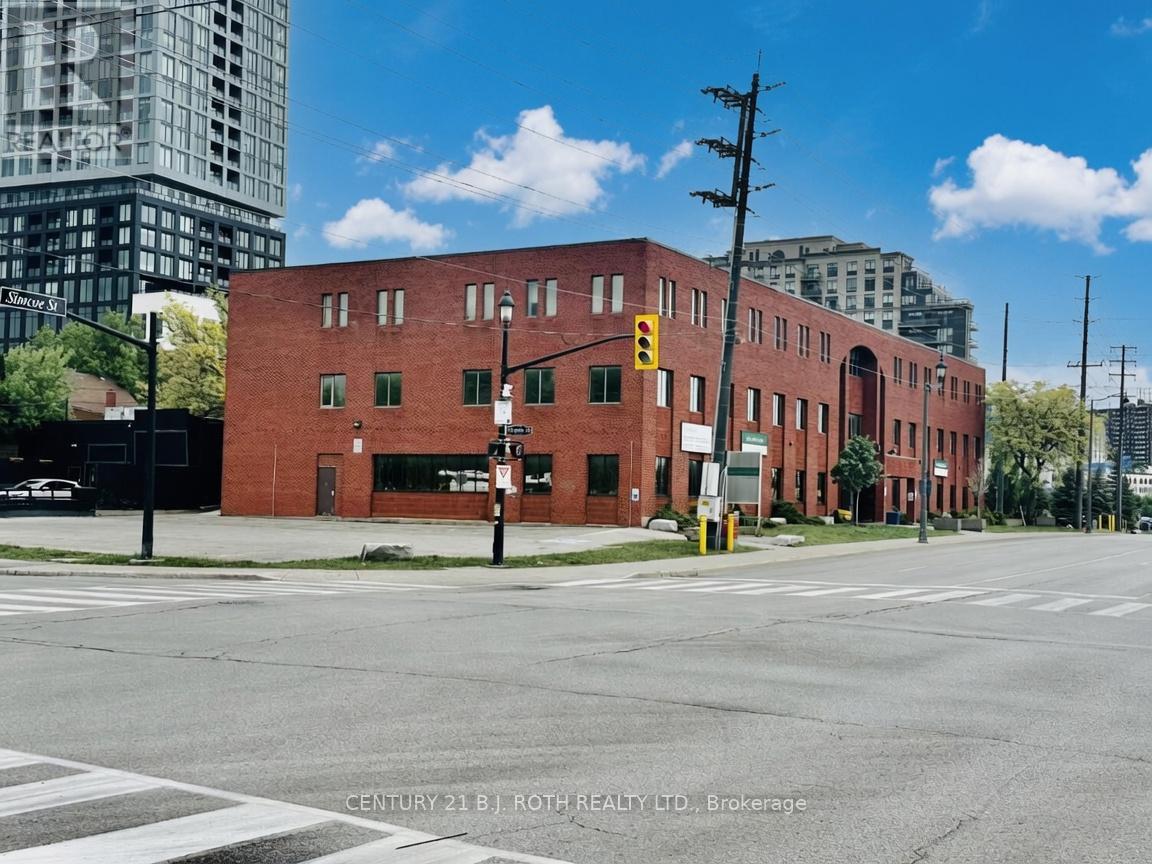 301,302,303 - 34 SIMCOE STREET