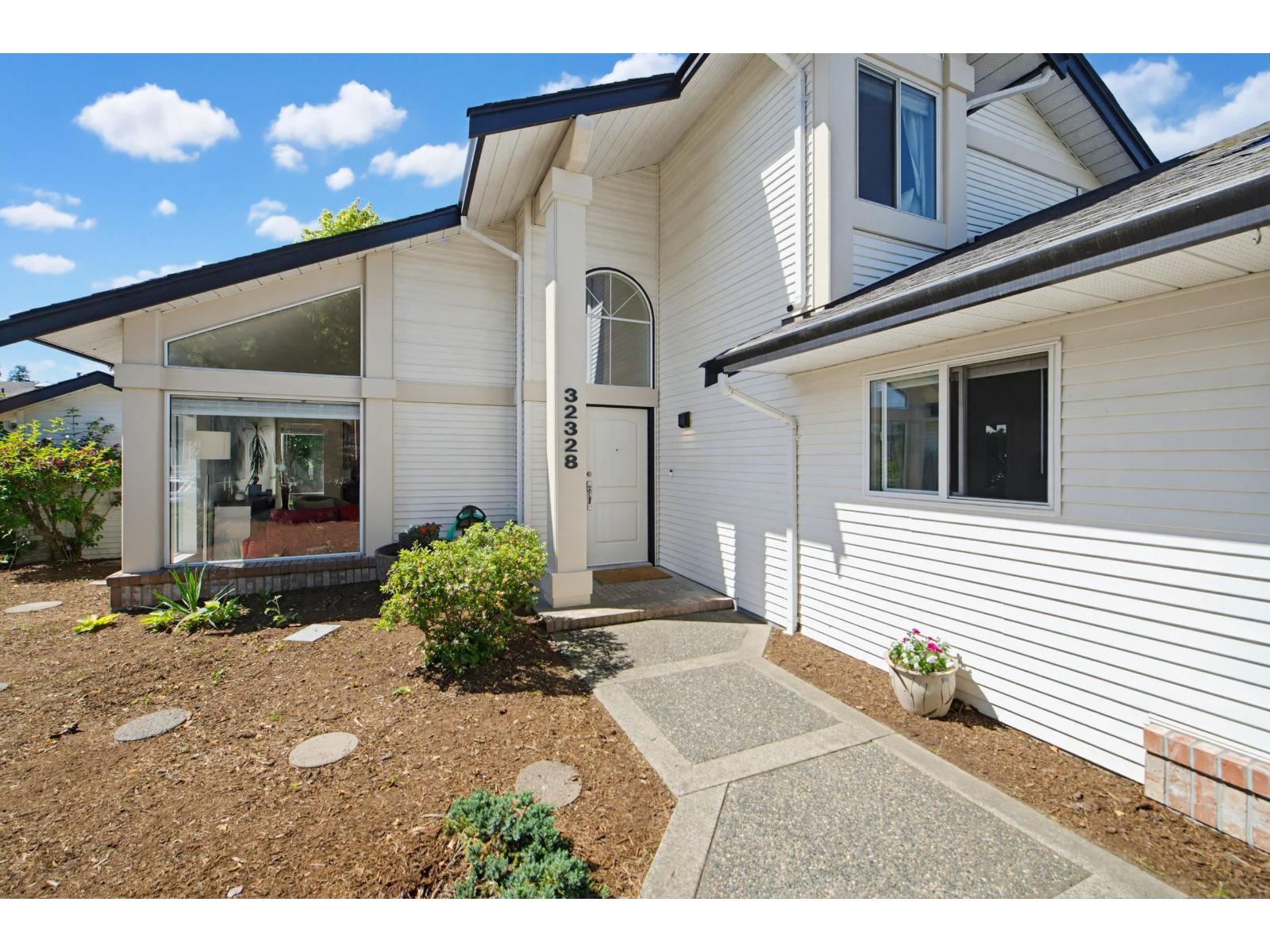 32328 SLOCAN DRIVE