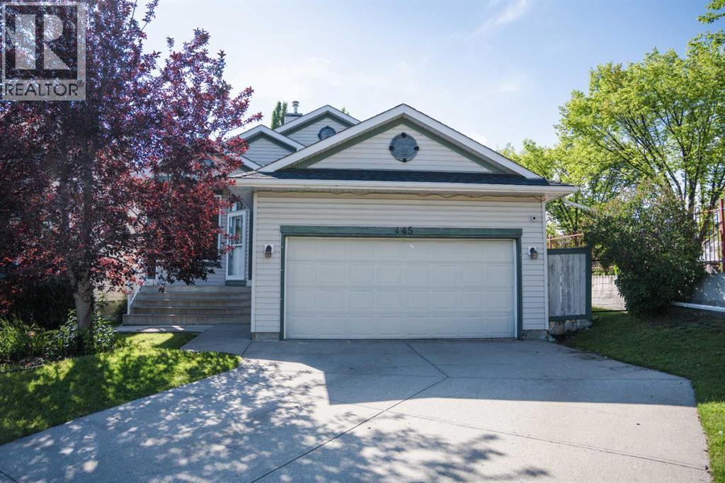 445 Rocky Ridge Bay NW