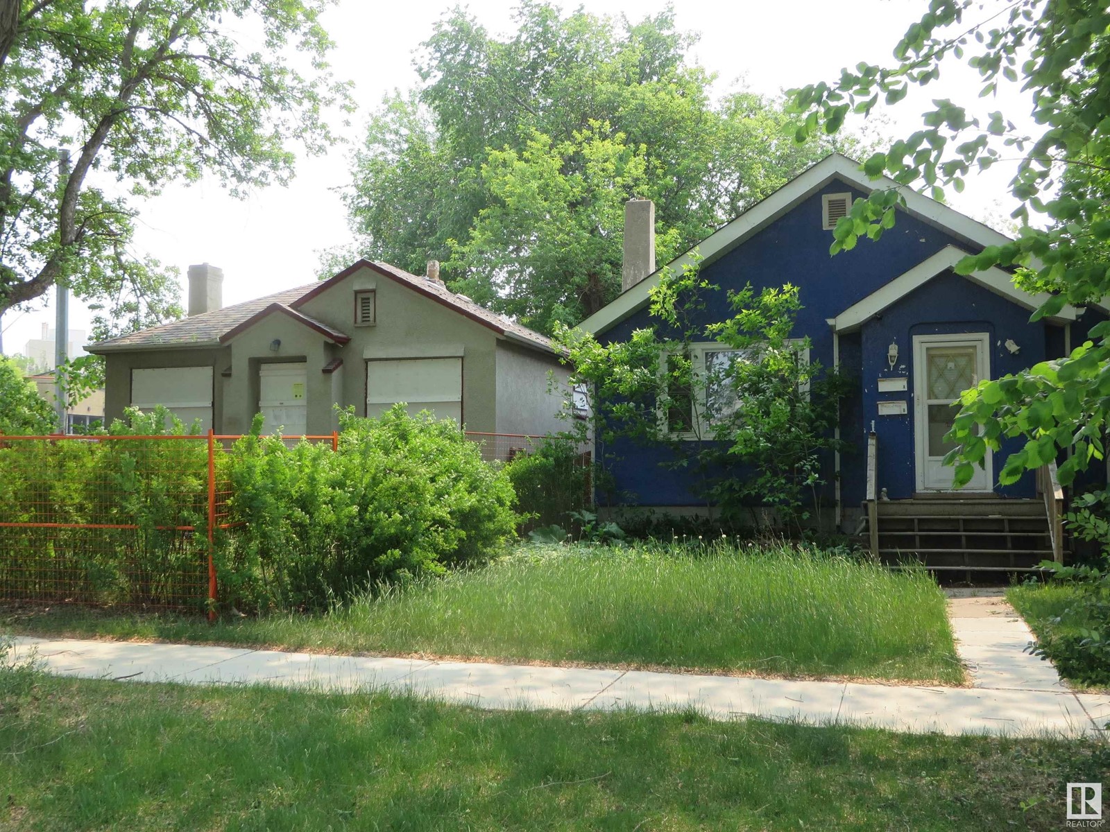 10907 79 AV NW
