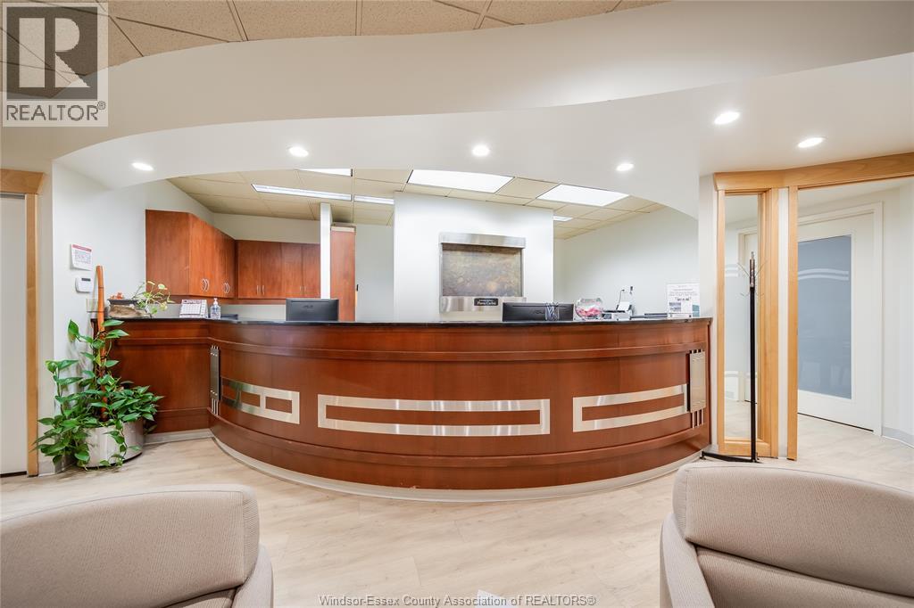 1100 OUELLETTE AVENUE