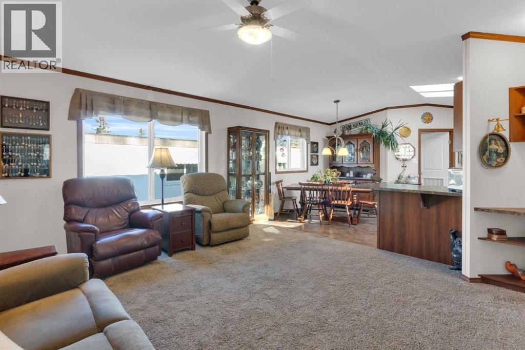 113, 99 Arbour Lake Rd NW