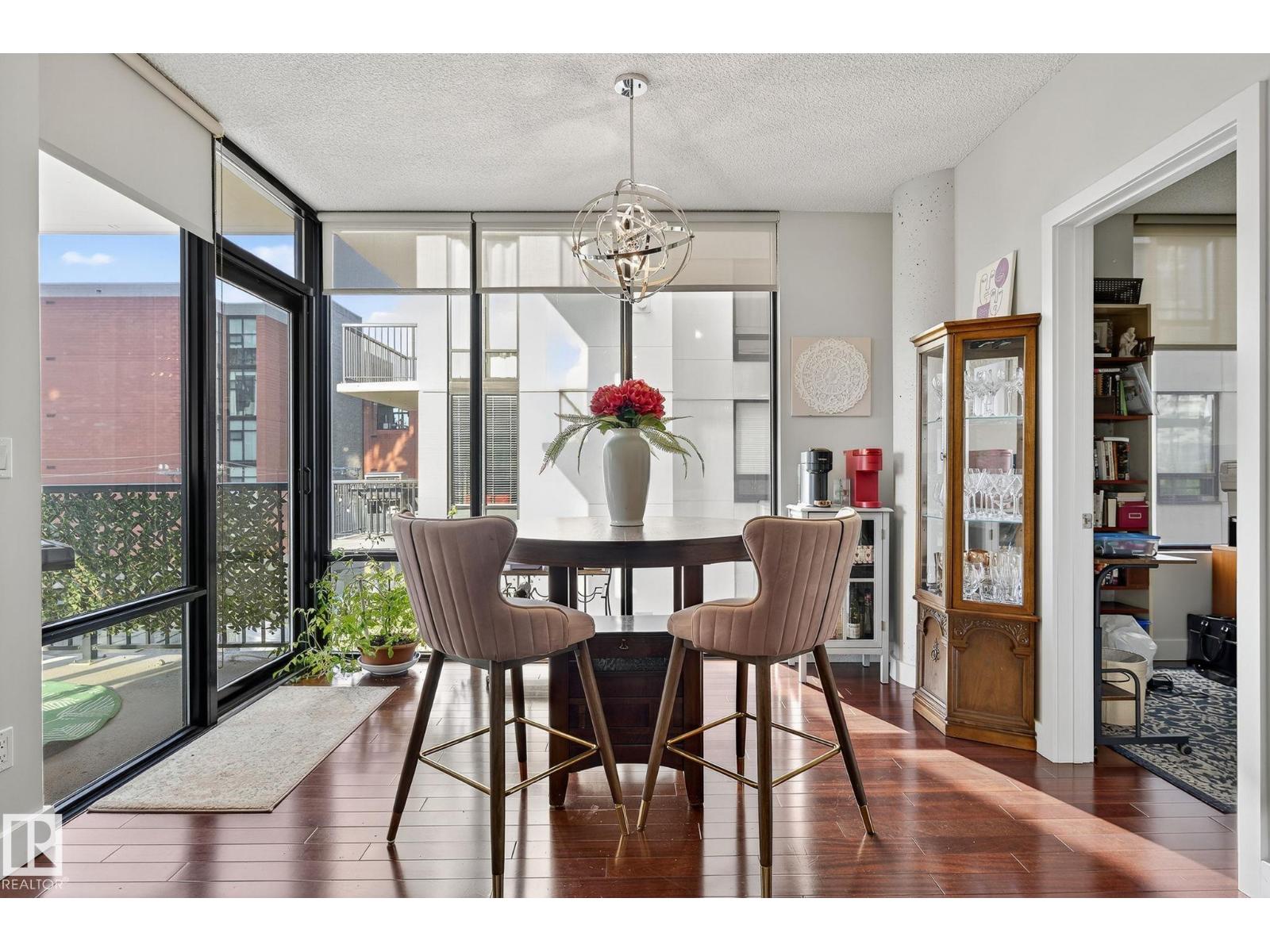 #401 10028 119 ST NW