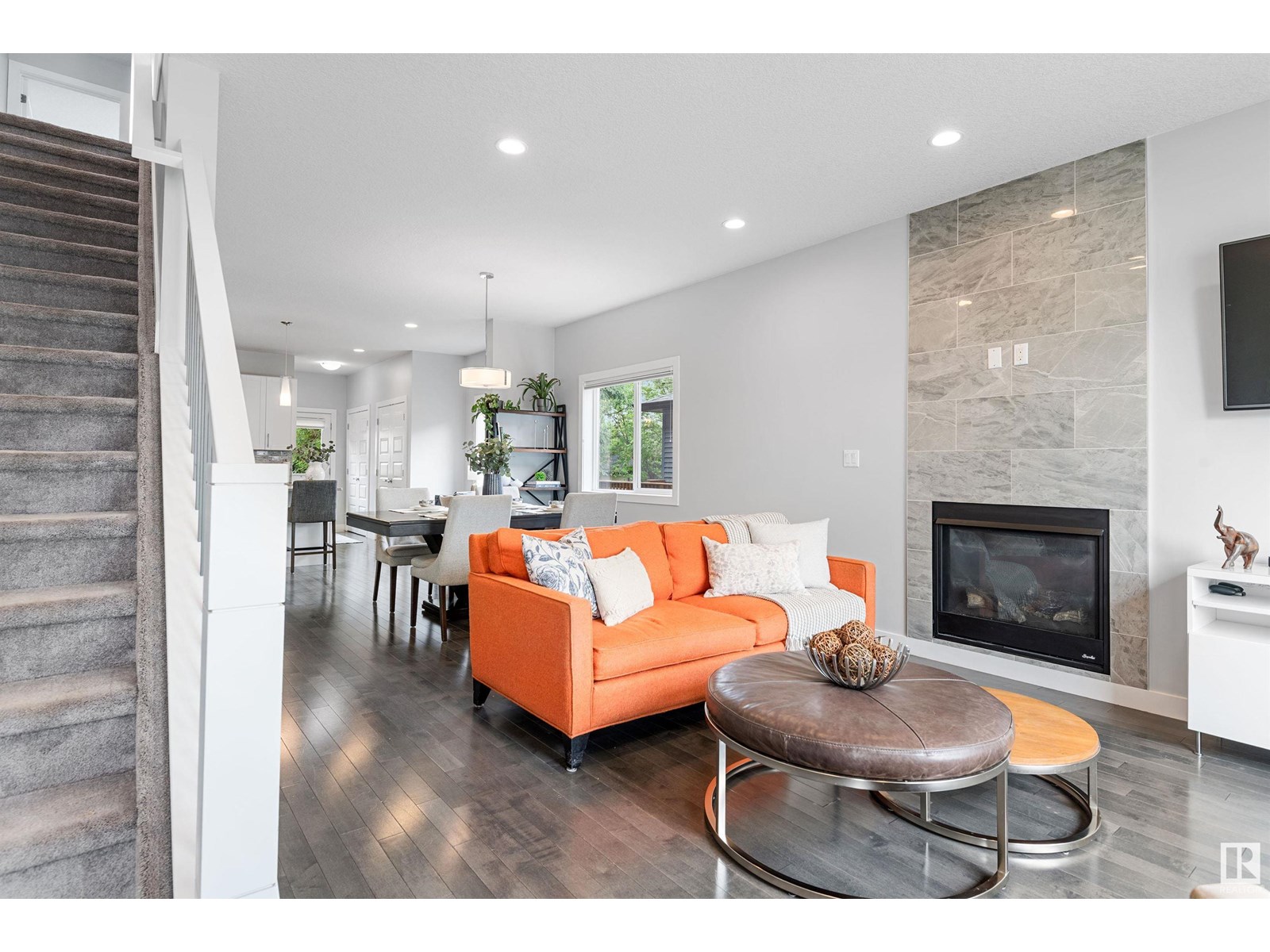 12218 126 ST NW
