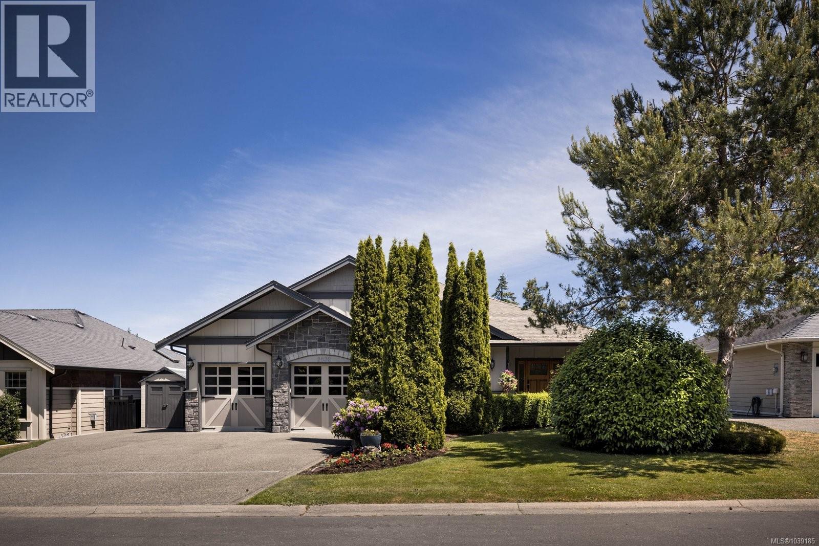 2532 Twin View Pl