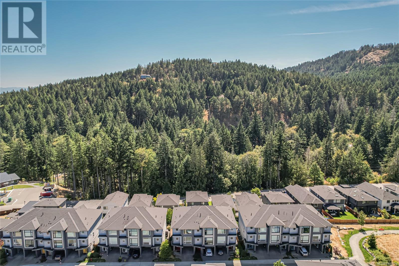1256 Solstice Cres