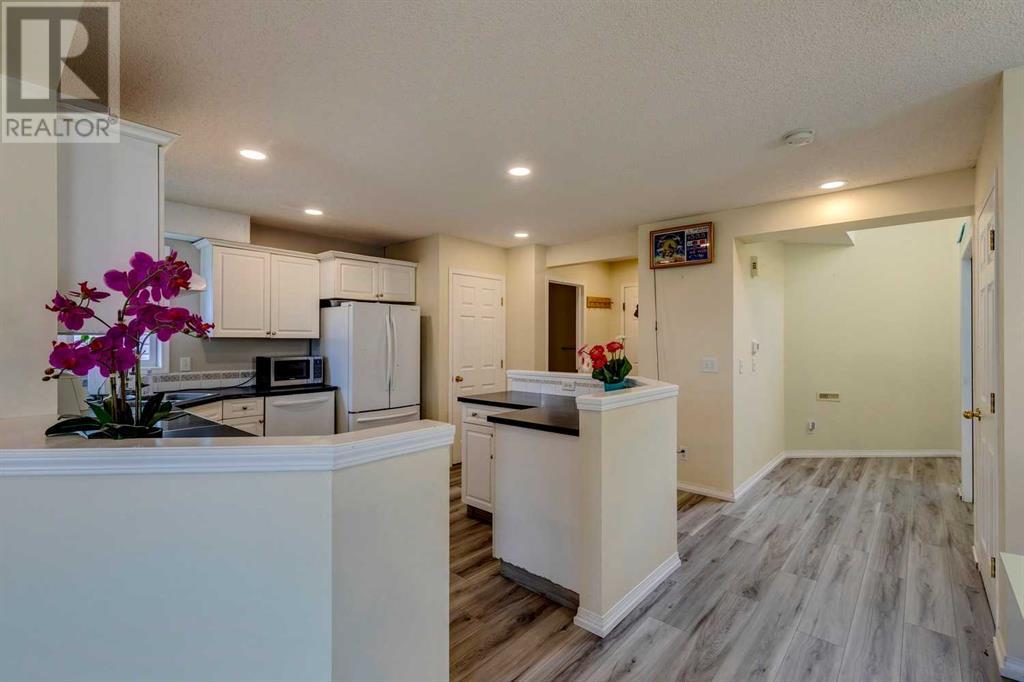 47 Erin Grove SE