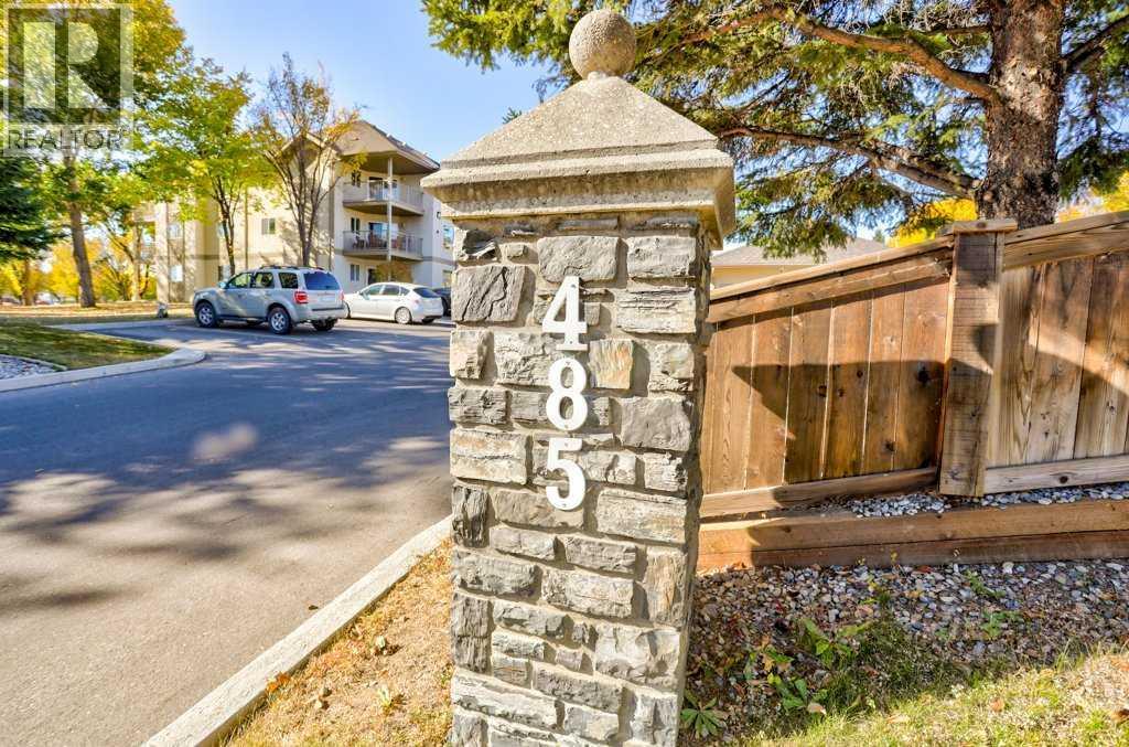 109, 485 Red Crow Boulevard W
