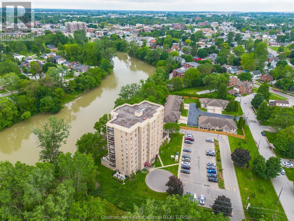 10 Van Allen AVENUE Unit# 402