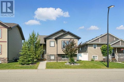 213 Jaspar Crescent Red Deer AB T4P0G9