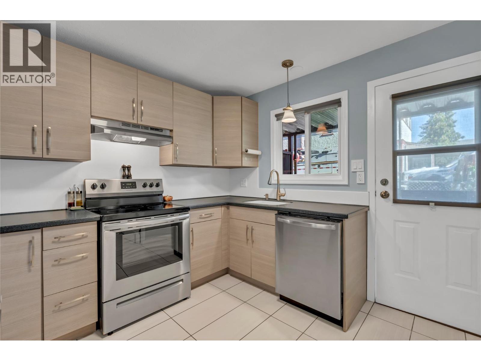 13707 Dickson Avenue Unit# 3