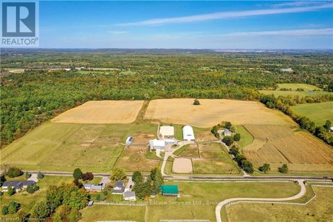 1748 CENTRE ROAD Hamilton (Carlisle) ON L8N2Z7