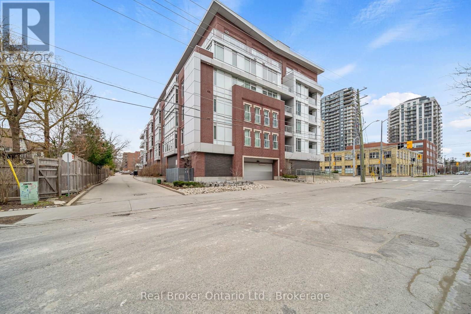 214 - 188 KING STREET S
