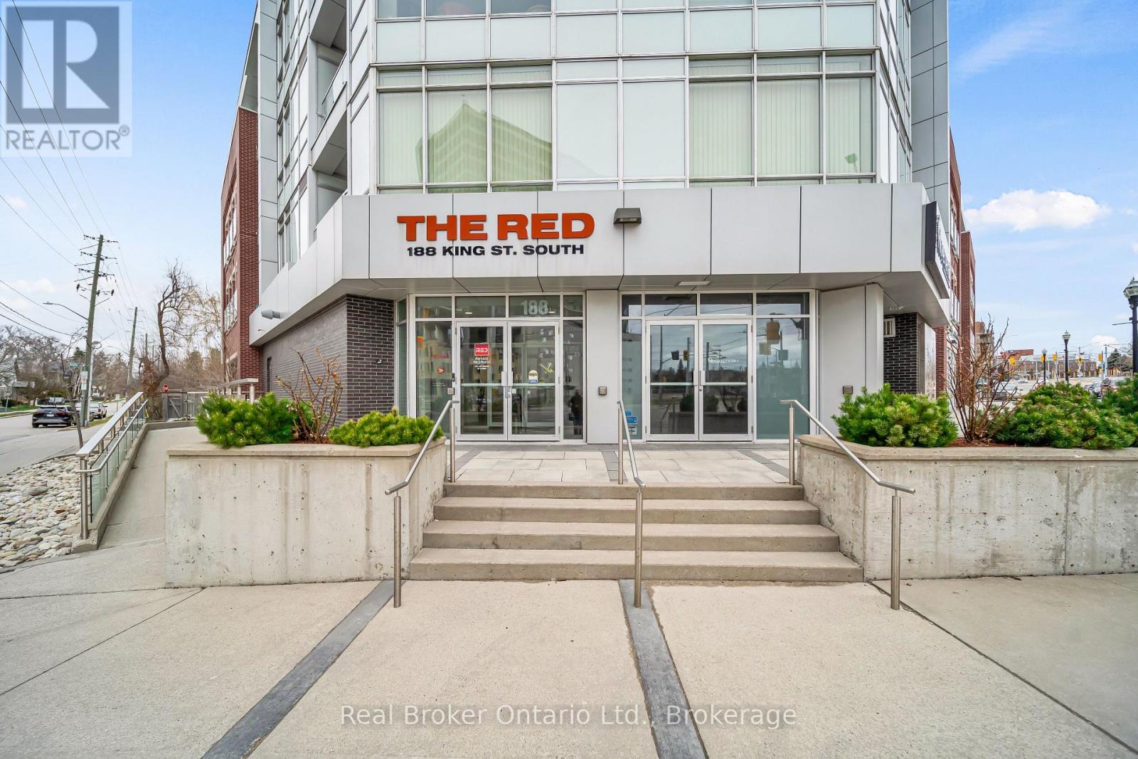 214 - 188 KING STREET S
