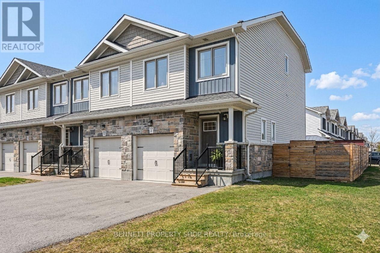 33 STAPLES BOULEVARD