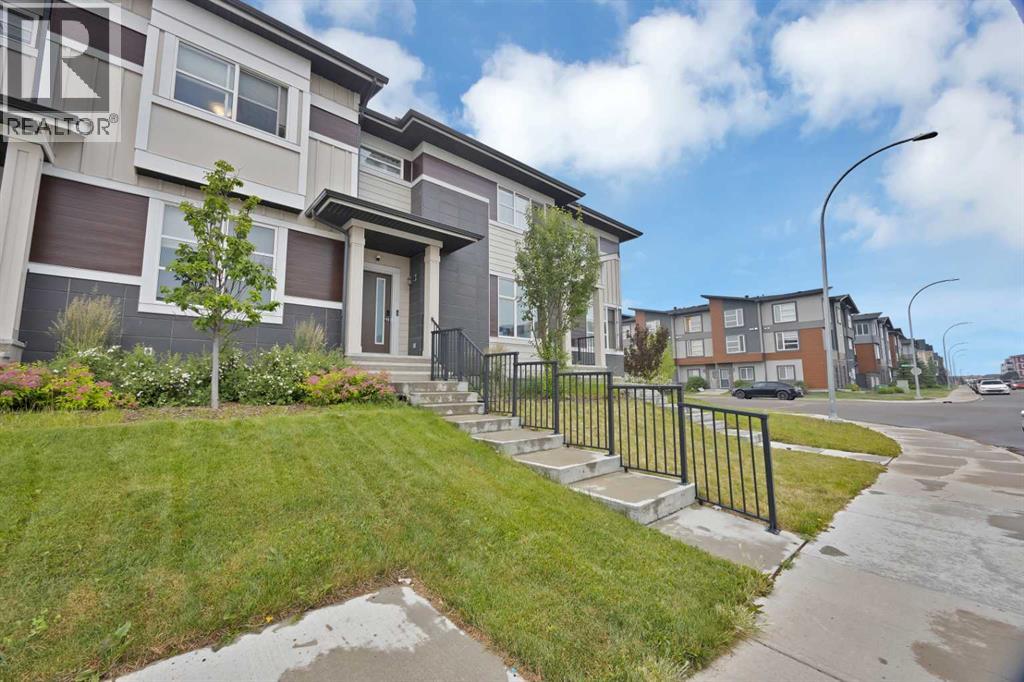 109 Skyview Parade NE