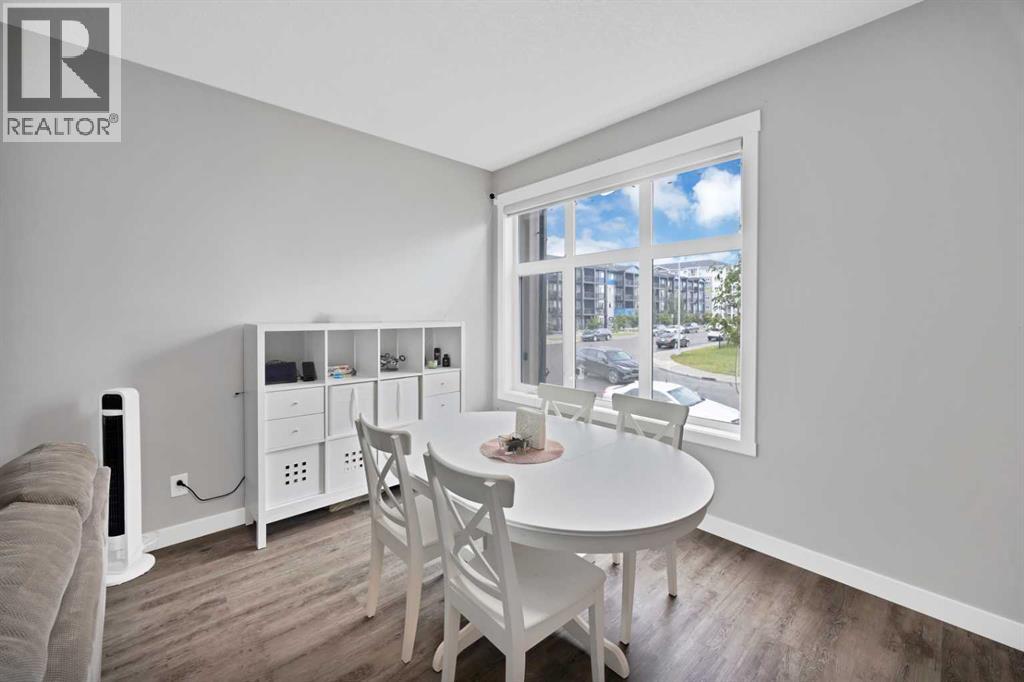 109 Skyview Parade NE