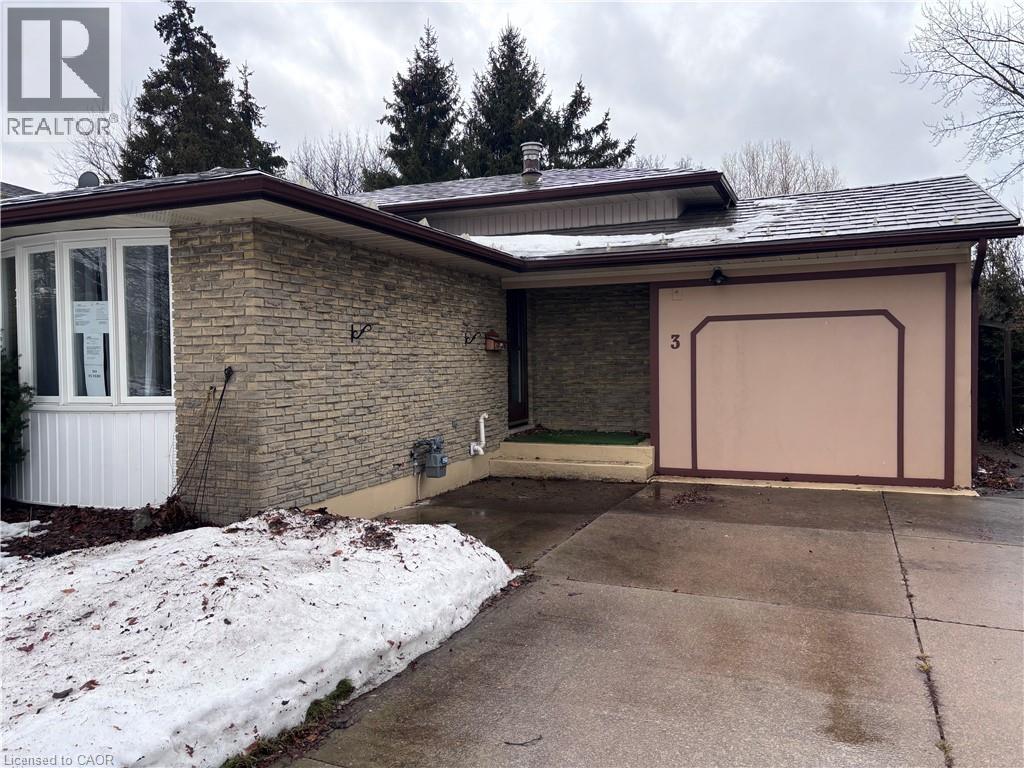 3 GOVERNOR SIMCOE Drive