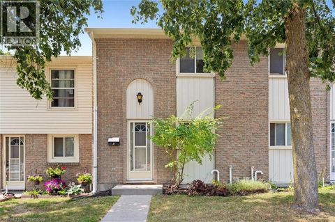 165 GREEN VALLEY Drive Unit# 41 Kitchener ON N2P1K3