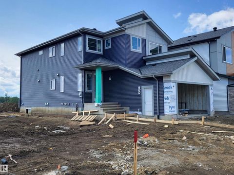 8420 MAYDAY LINK SW Edmonton AB T6X3G1