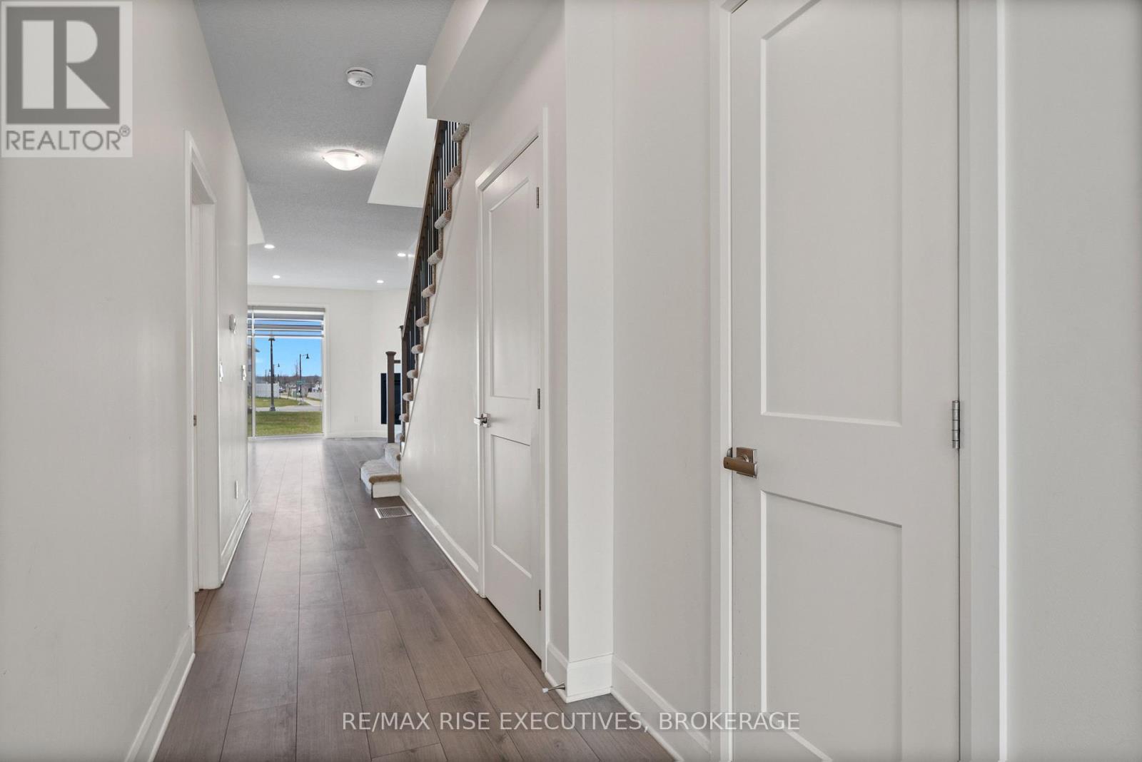 353 BUCKTHORN DRIVE