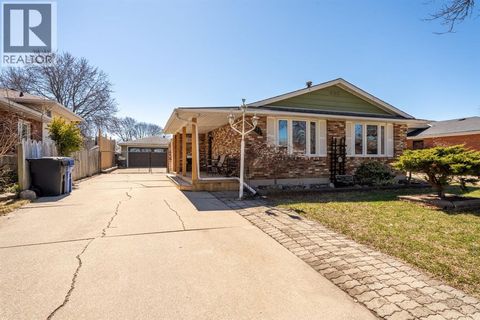 817 ROSS AVENUE Sarnia ON N7T7R1