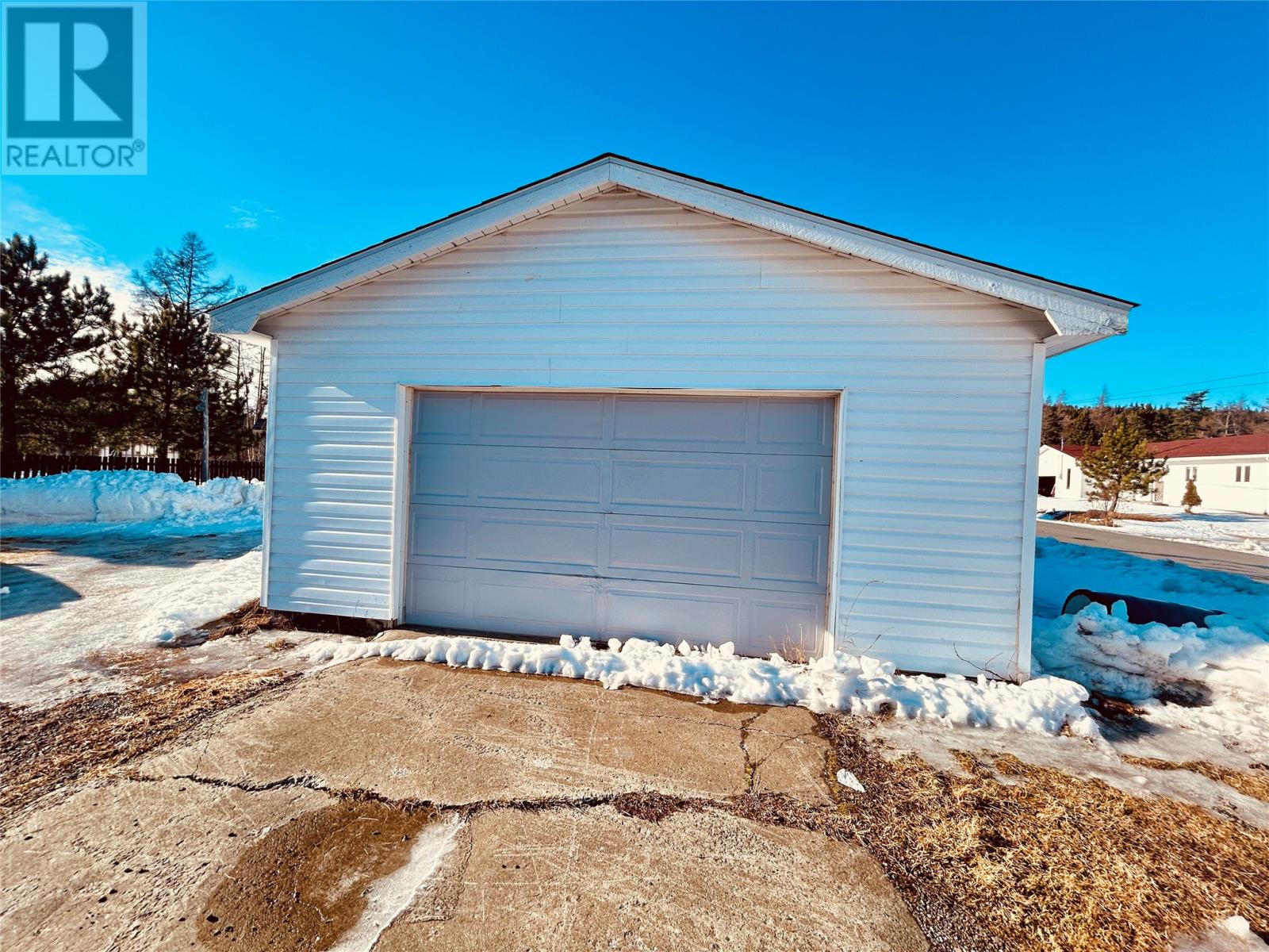 211 Main Street