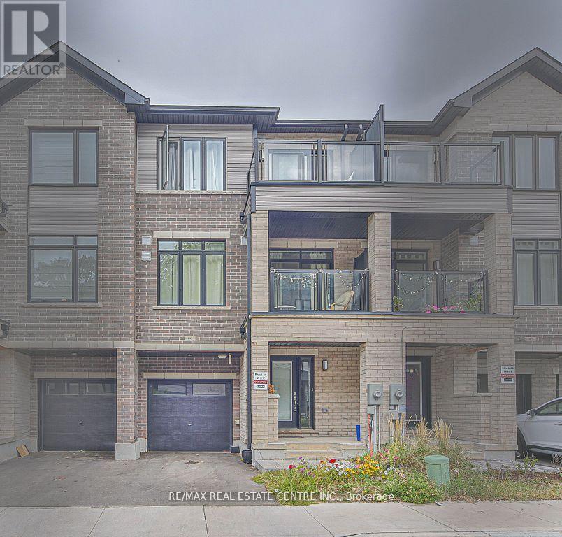 902 - 585 COLBORNE STREET E