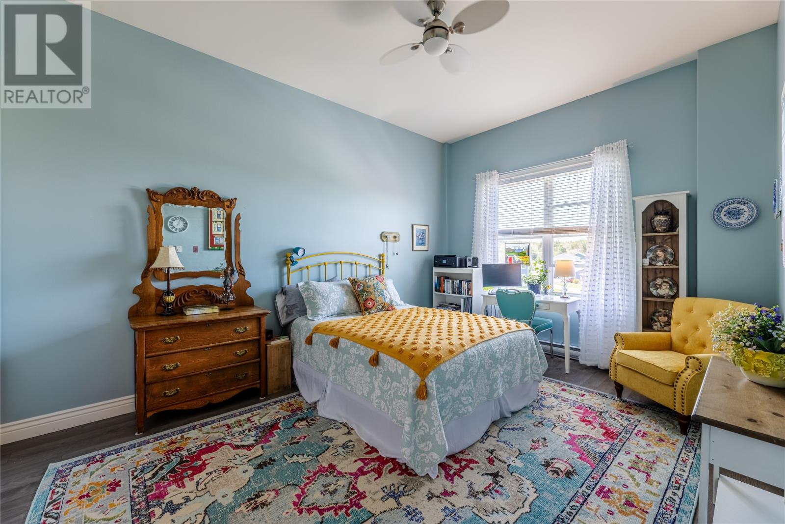 6 Curtis Lane Unit#201