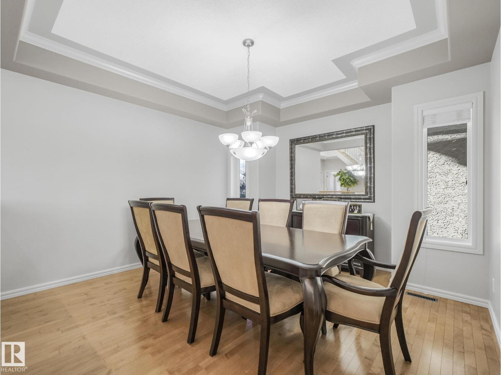 707 Hollingsworth GR NW