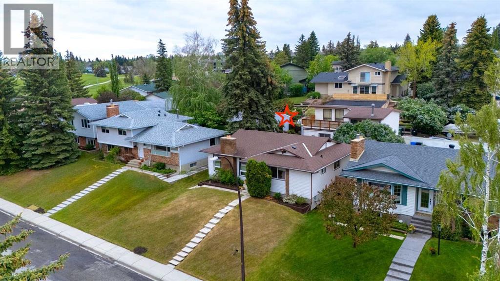 120 Silverthorn Way NW