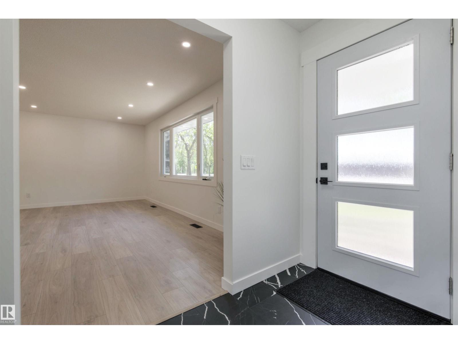 19 GRENFELL AV