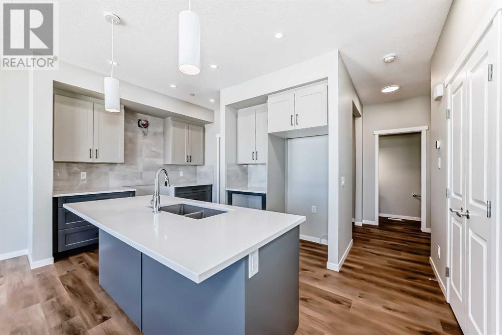 148 Hotchkiss Common SE