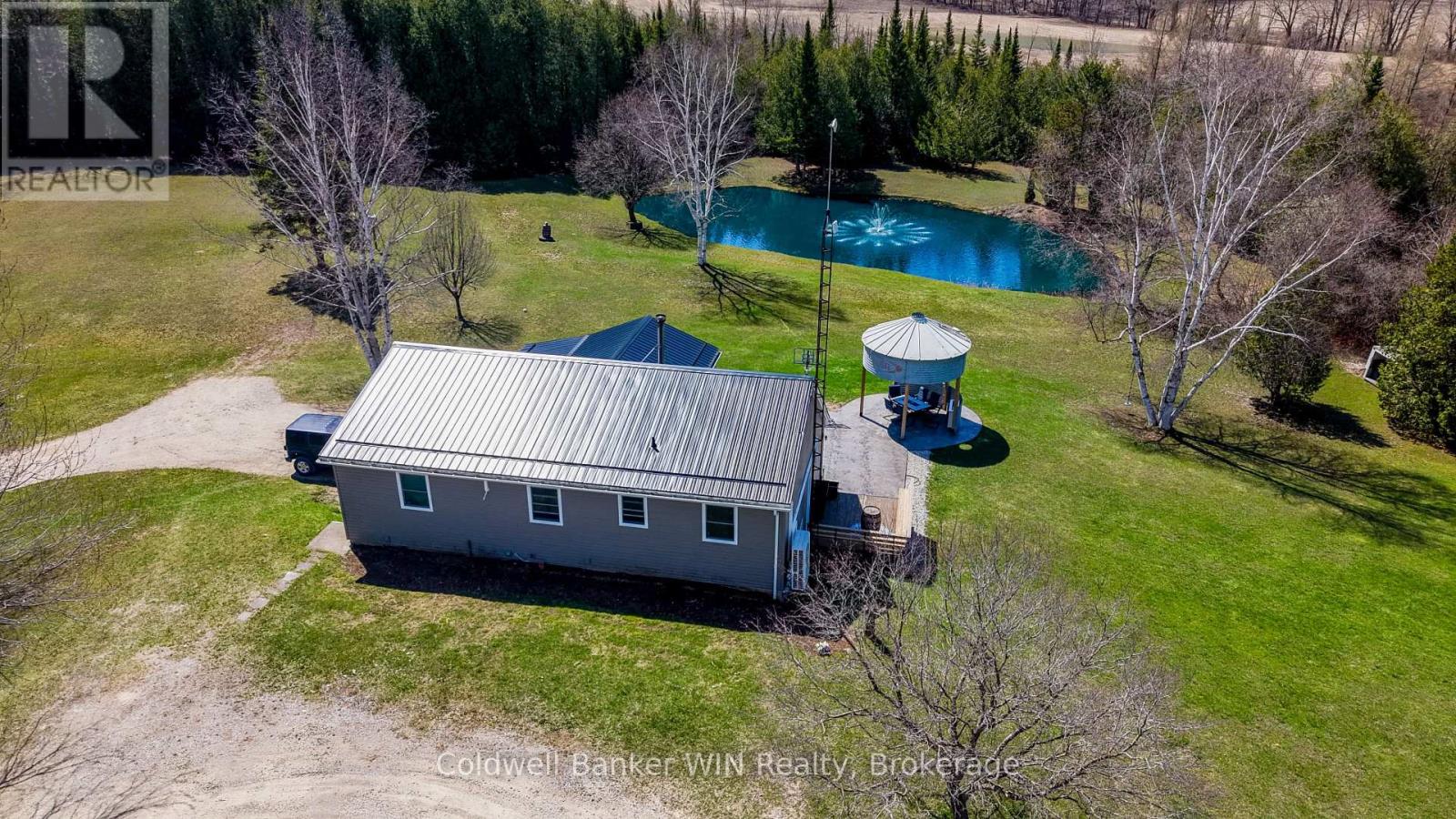 471568 SOUTHGATE SIDEROAD 47