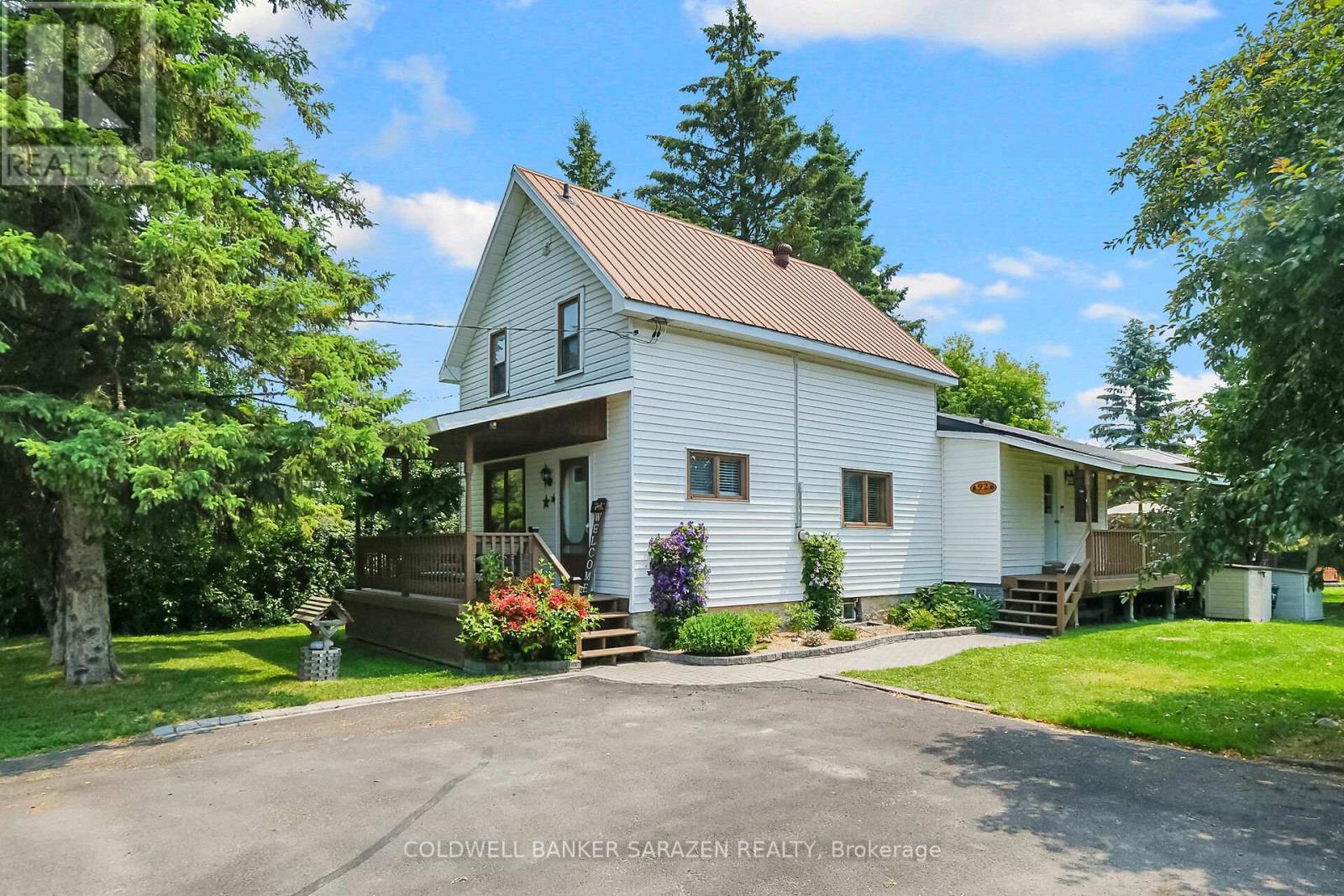 92 STRACHAN STREET