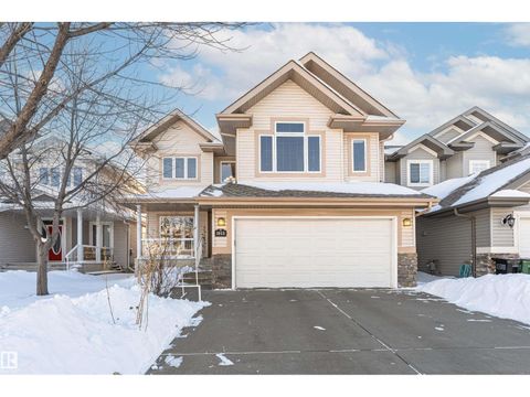 1915 126 ST SW Edmonton AB T6W0A5