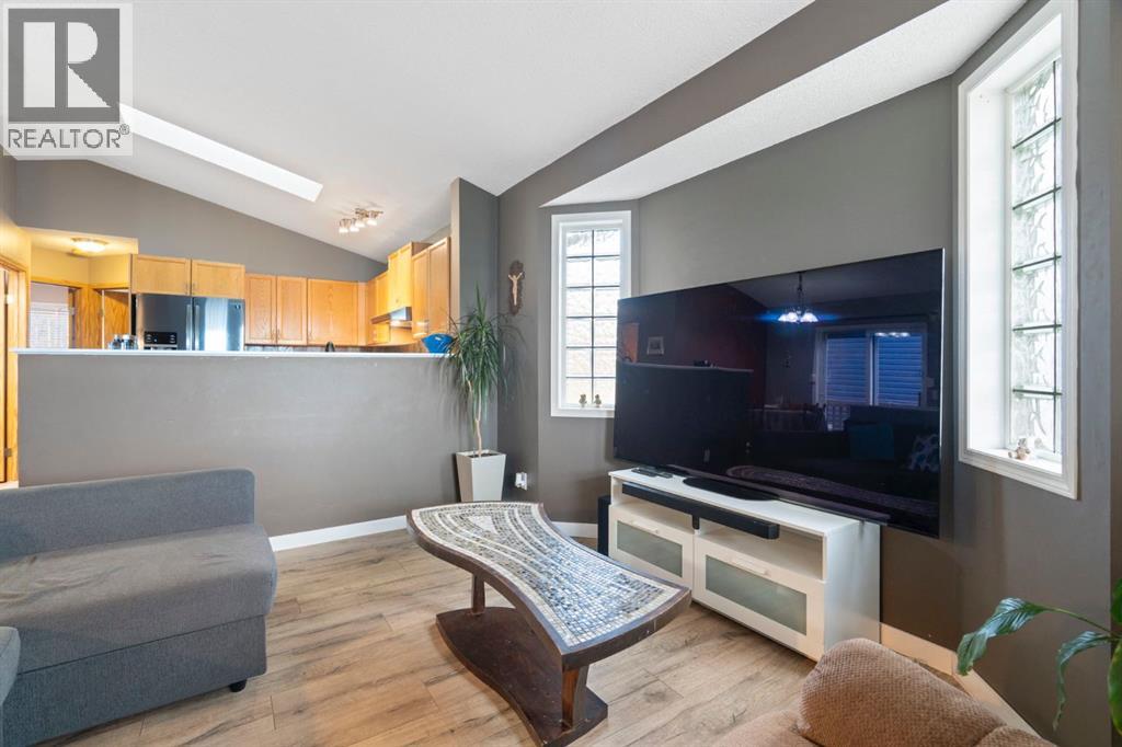 204 Hidden Spring Green NW