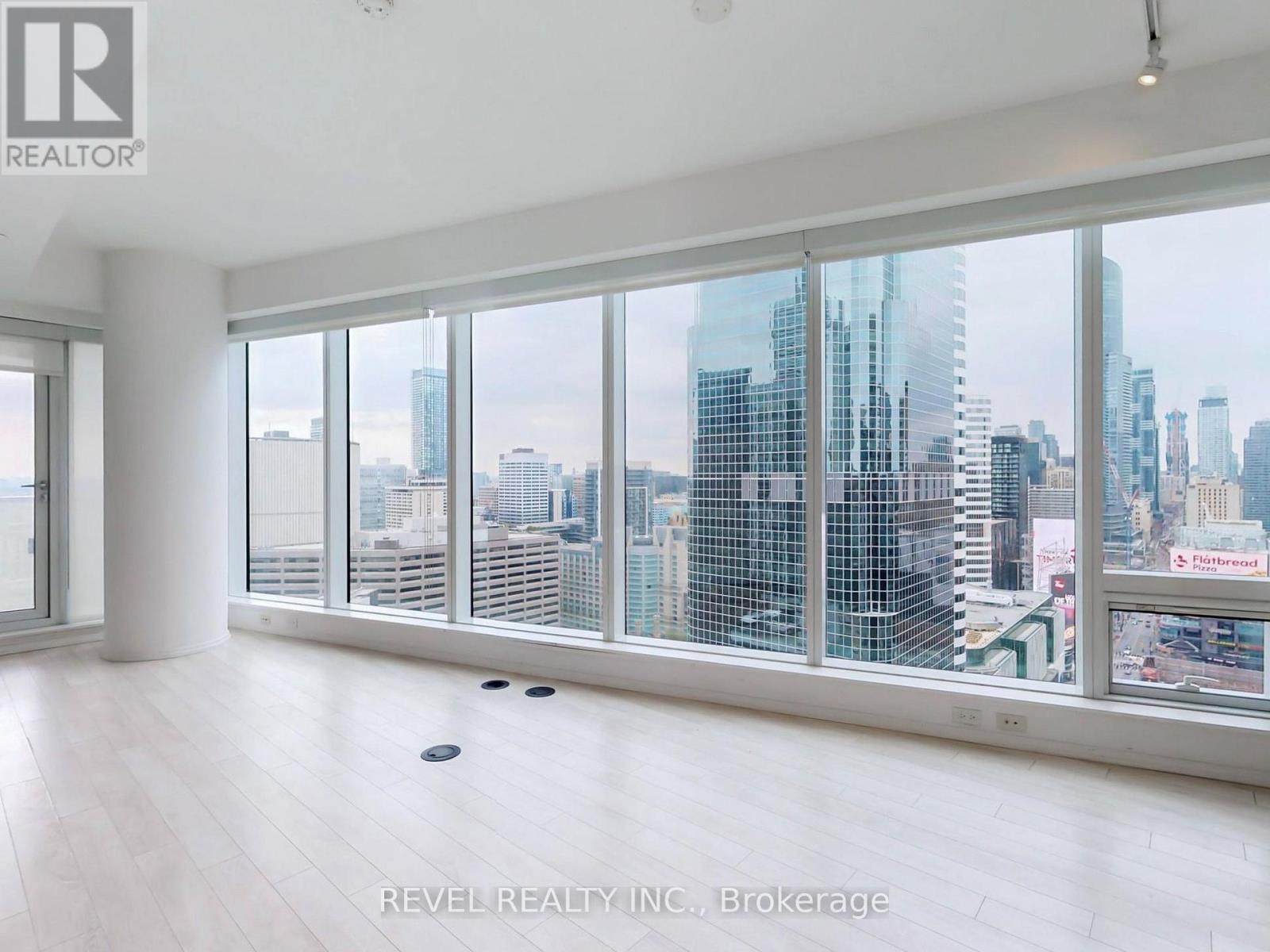 2412 - 197 YONGE STREET