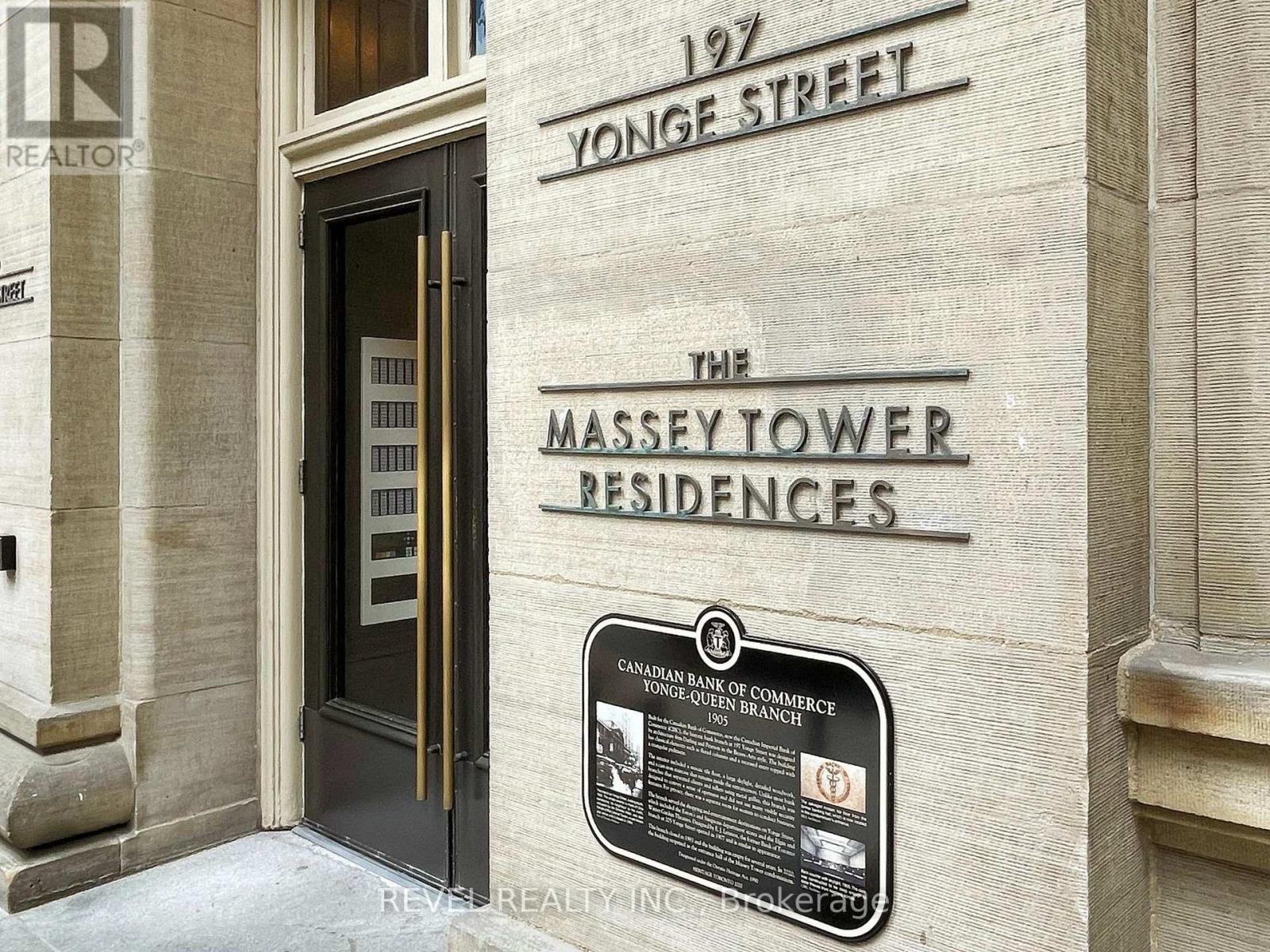 2412 - 197 YONGE STREET