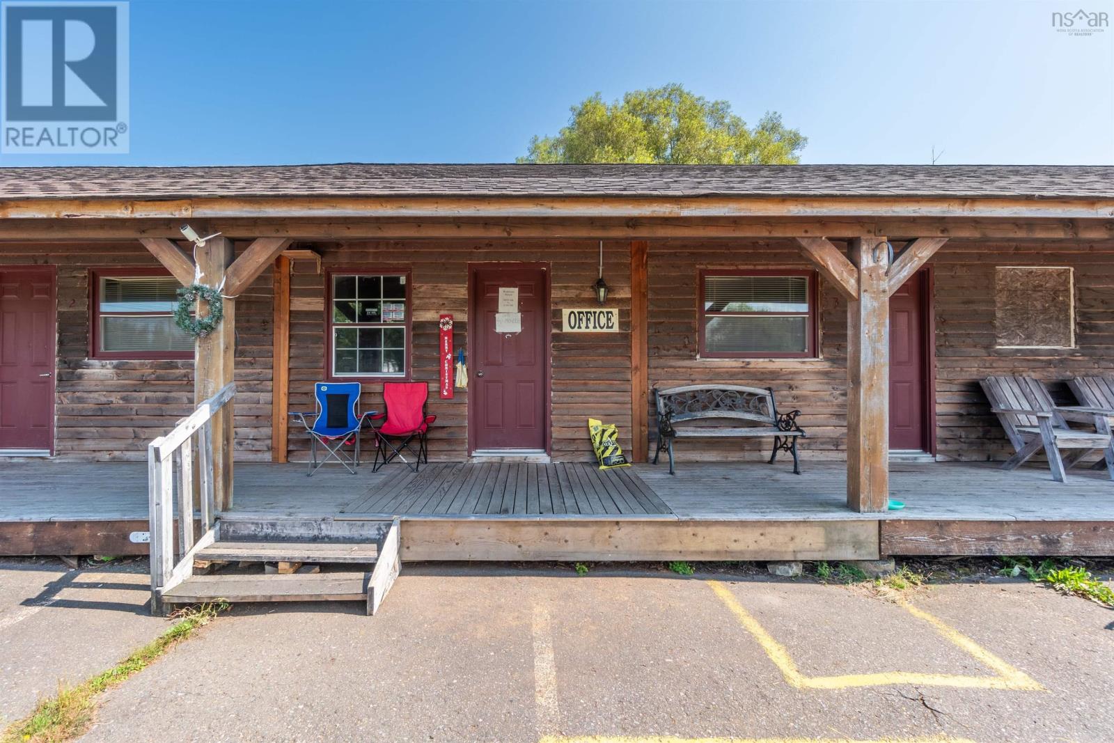 2116 Highway 1