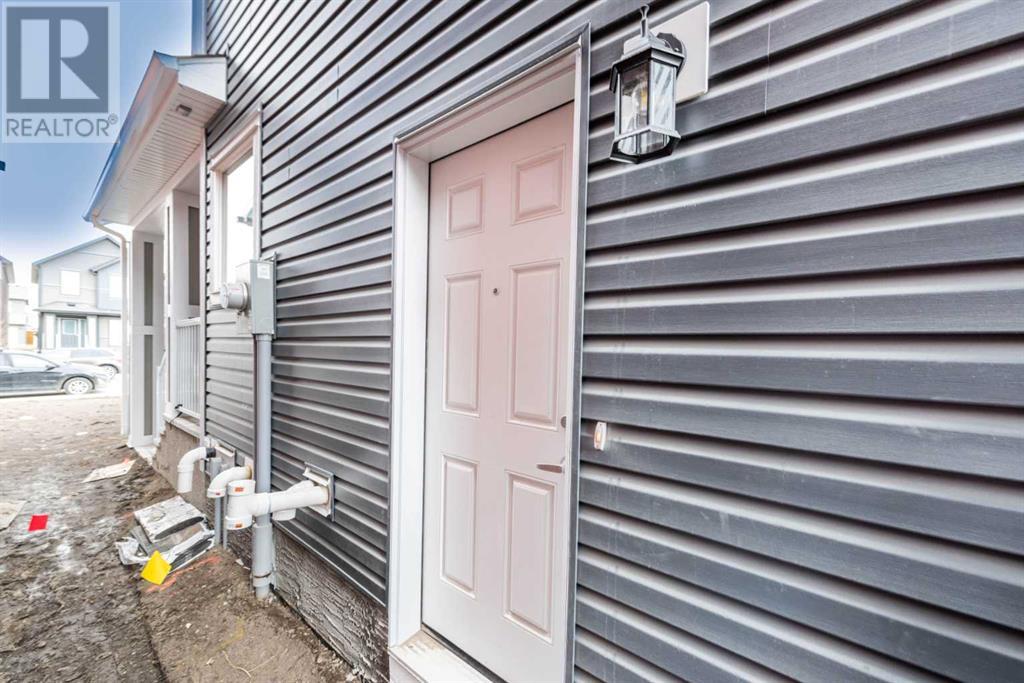 353 carringvue Place NW