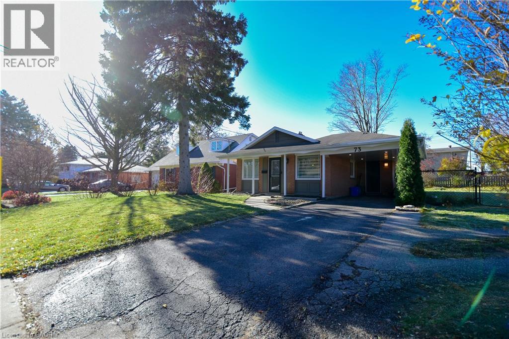 73 LARKSPUR Crescent