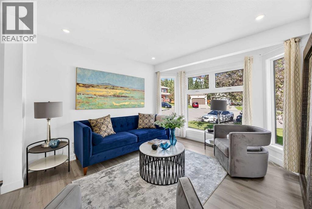 7 Signature Mews SW