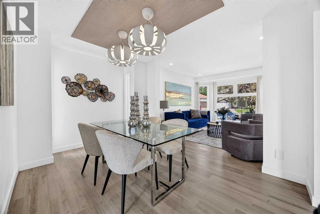 7 Signature Mews SW
