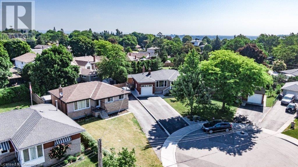 31 FERN Place