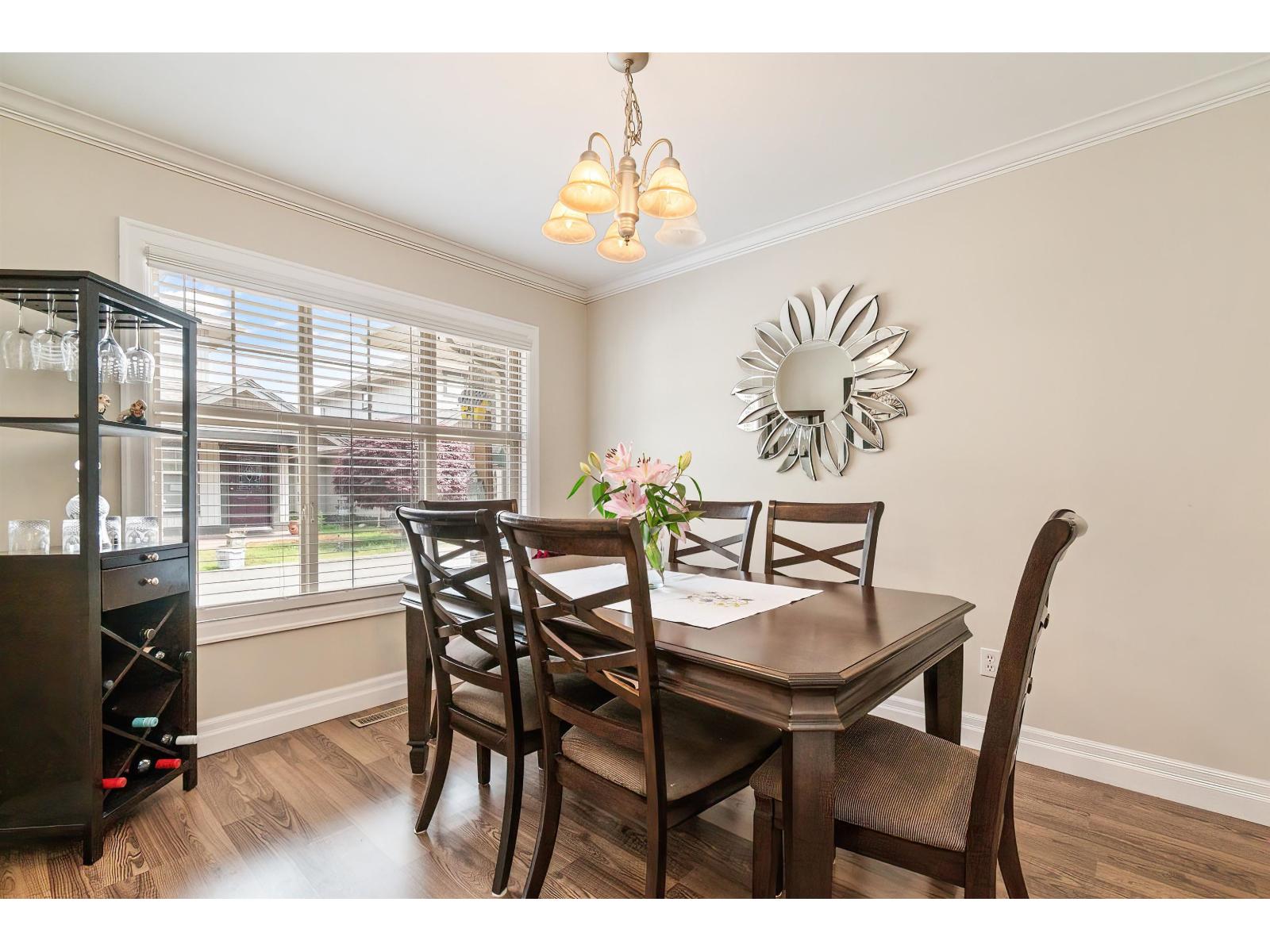 70 6887 SHEFFIELD WAY|Sardis East Vedder