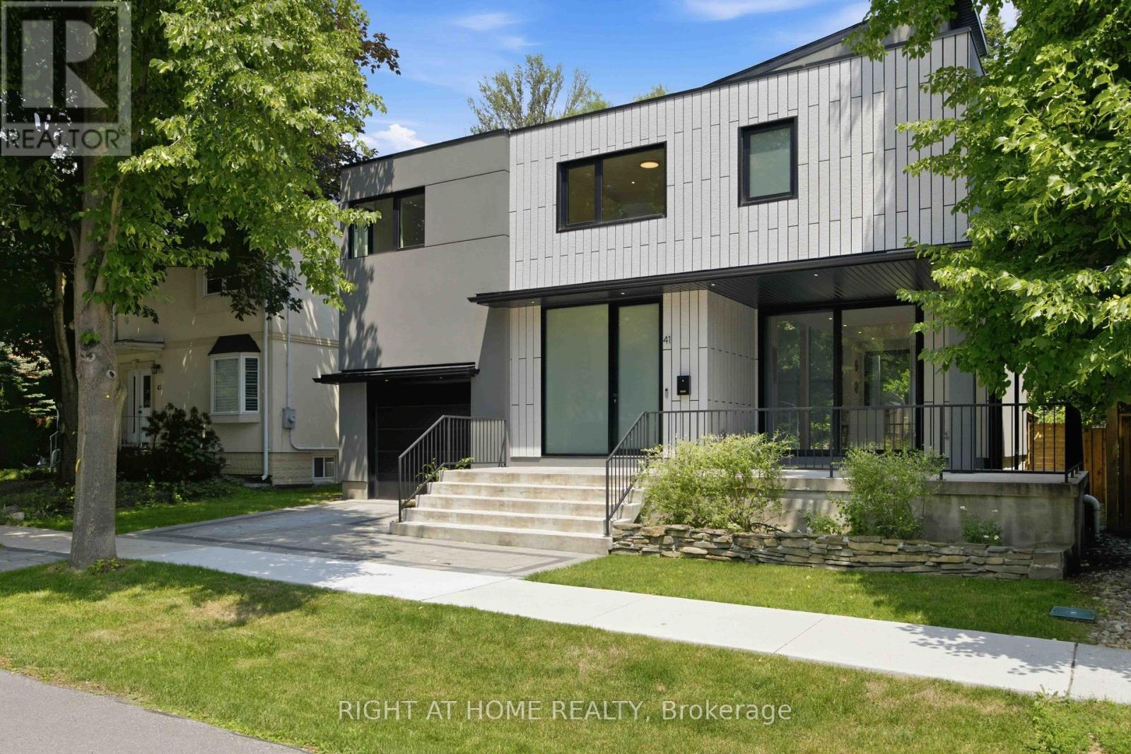 41 BONNYVIEW DRIVE