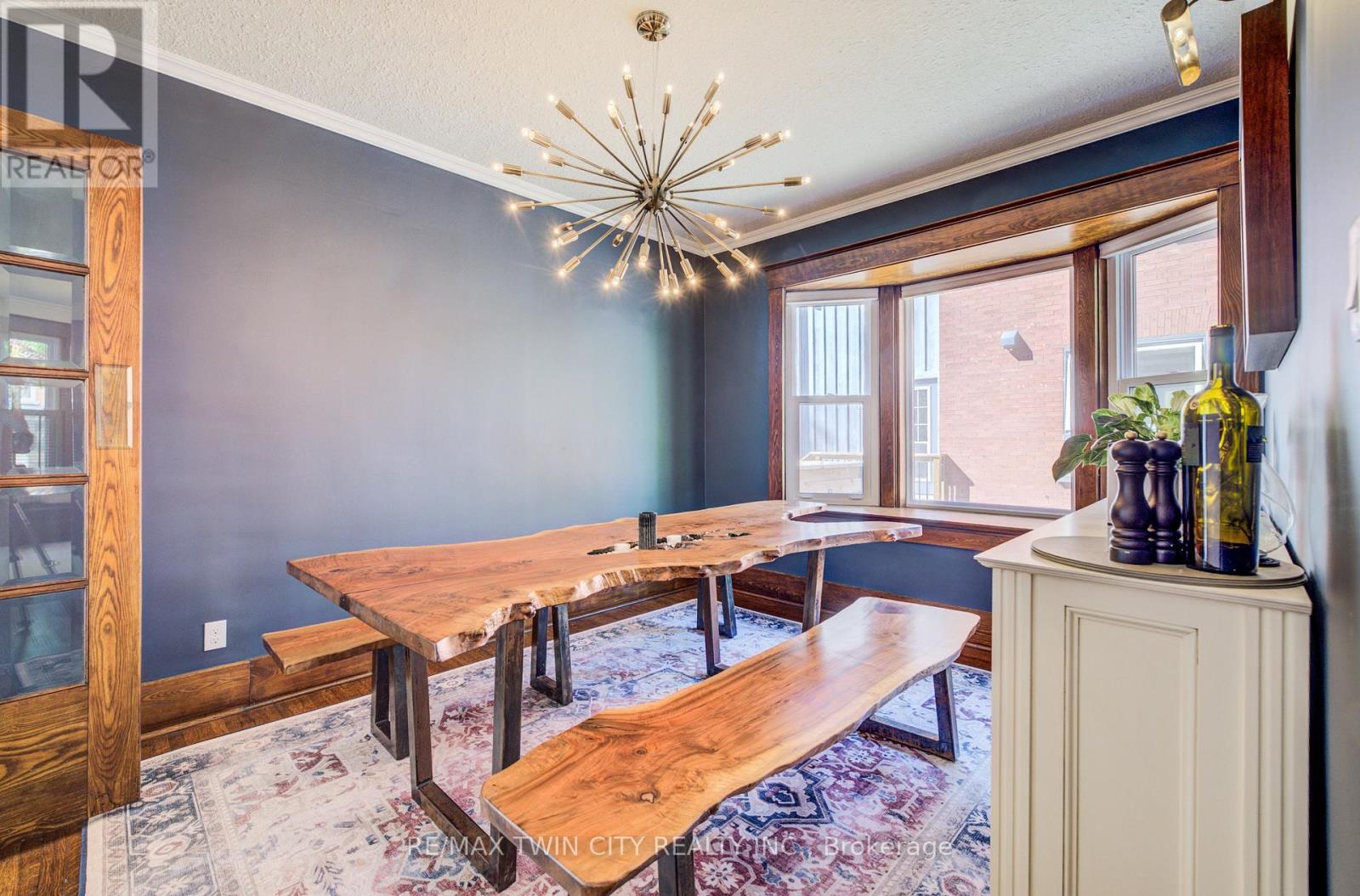 36 HEINS AVENUE