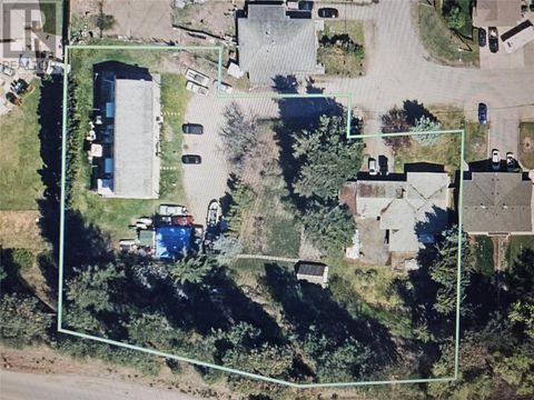 305 & 295 Clarissa Road Kelowna BC V1X1C7